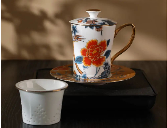 雨過天青云破處，淄博陶瓷亦千年