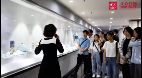 國(guó)瓷魅力丨香港大學(xué)生走進(jìn)華光感受陶瓷藝術(shù)之美